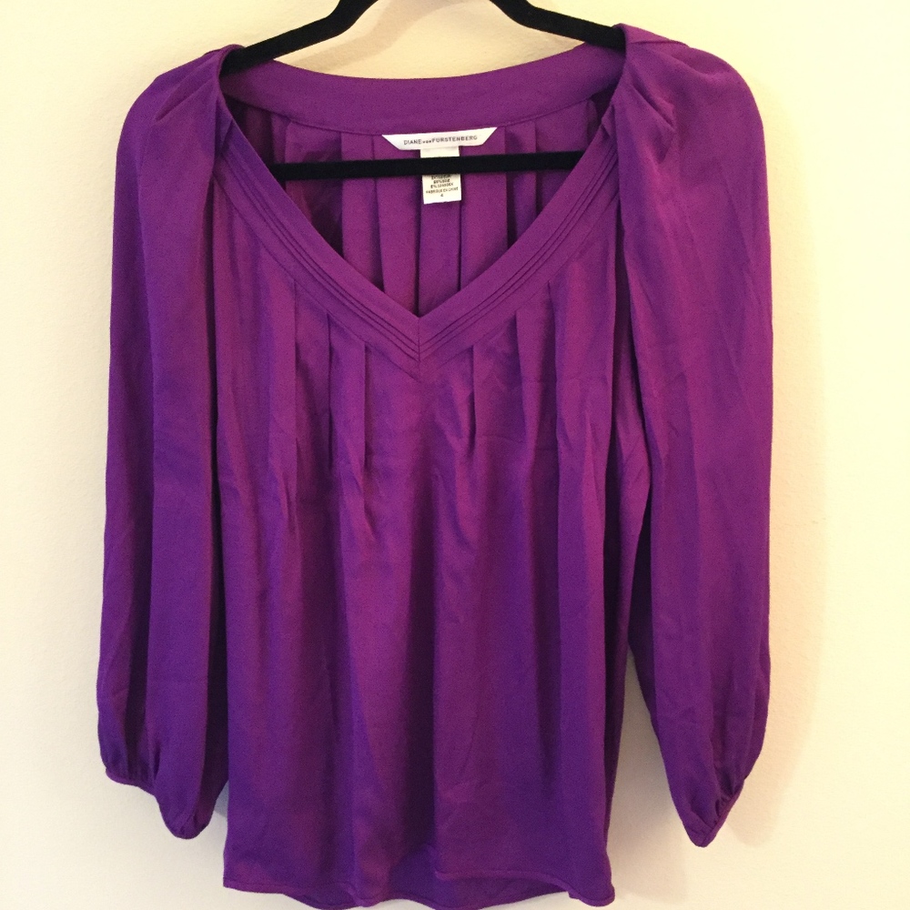 Diane Von Furstenberg V neck Cahil Blouse Purple